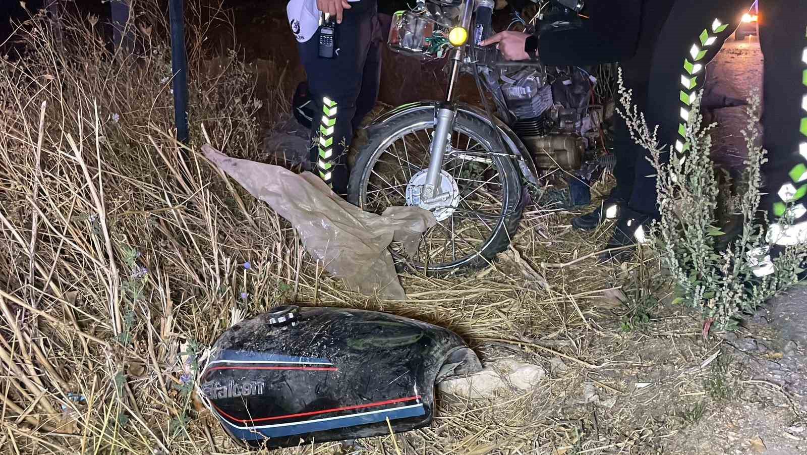 karamanda motosiklet sarampole devrildi 2 yarali 0 ef3UKYHz