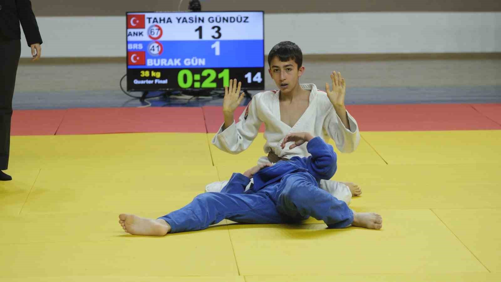 Karaman’da Okul Sporları Yıldızlar Judo Türkiye Birinciliği heyecanı başladı 4 karamanda okul sporlari yildizlar judo turkiye birinciligi heyecani basladi 0 faLvIkDw