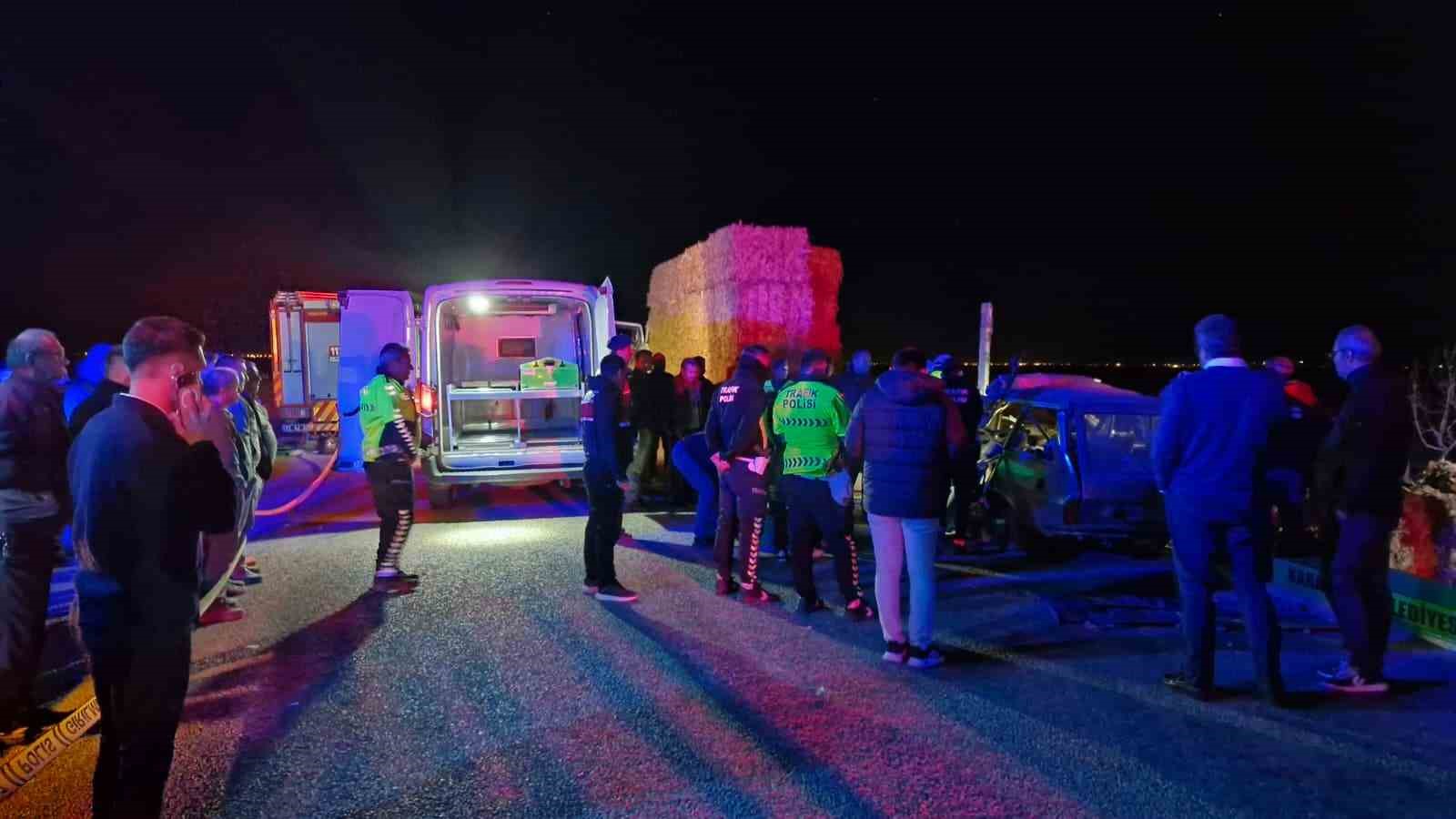 karamanda otomobil tira ok gibi saplandi kari koca hayatini kaybetti 4