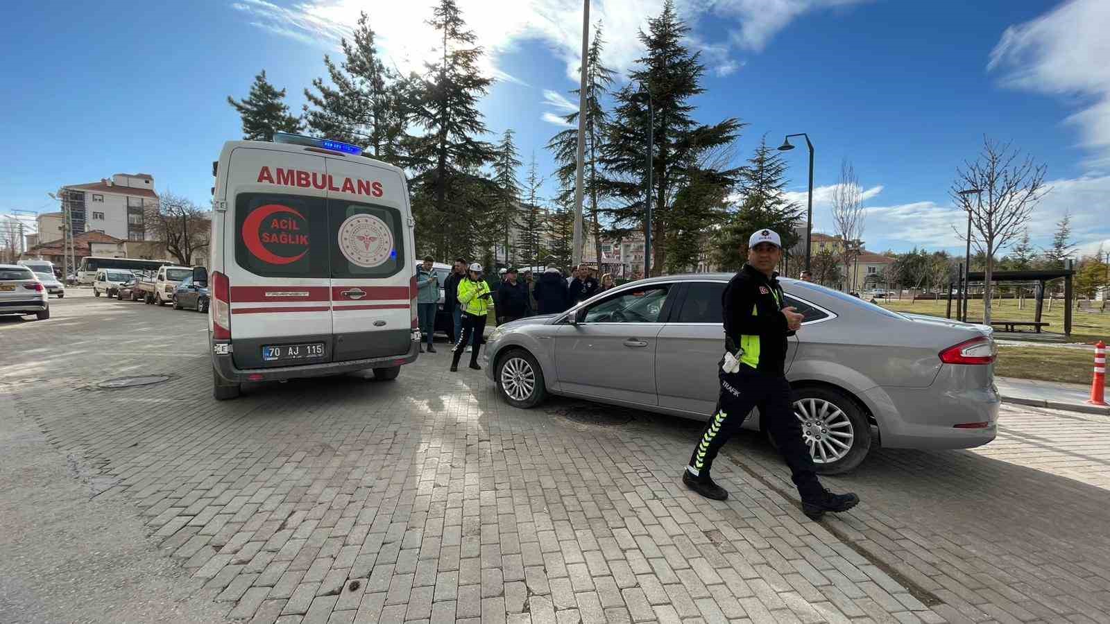 karamanda otomobille carpisan bisikletli yaralandi 0