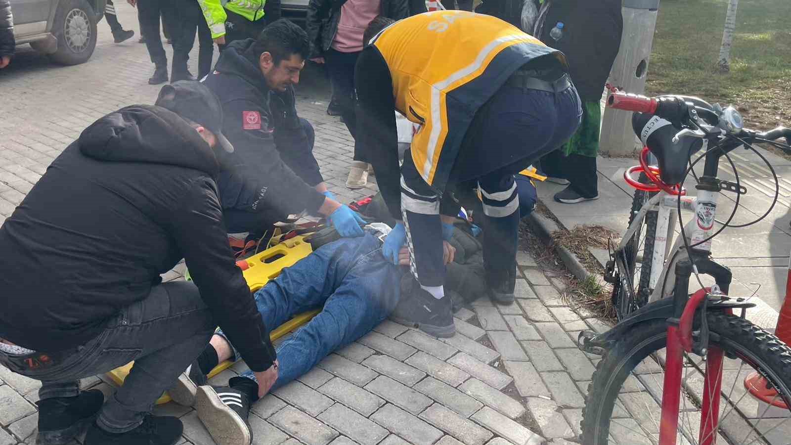 karamanda otomobille carpisan bisikletli yaralandi 1 hyARt82b