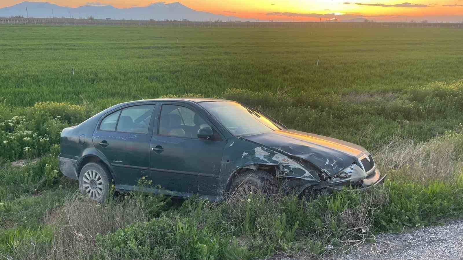 Karaman’da otomobiller çarpıştı: 3 yaralı 4 karamanda otomobiller carpisti 3 yarali 0 3ManqOHa