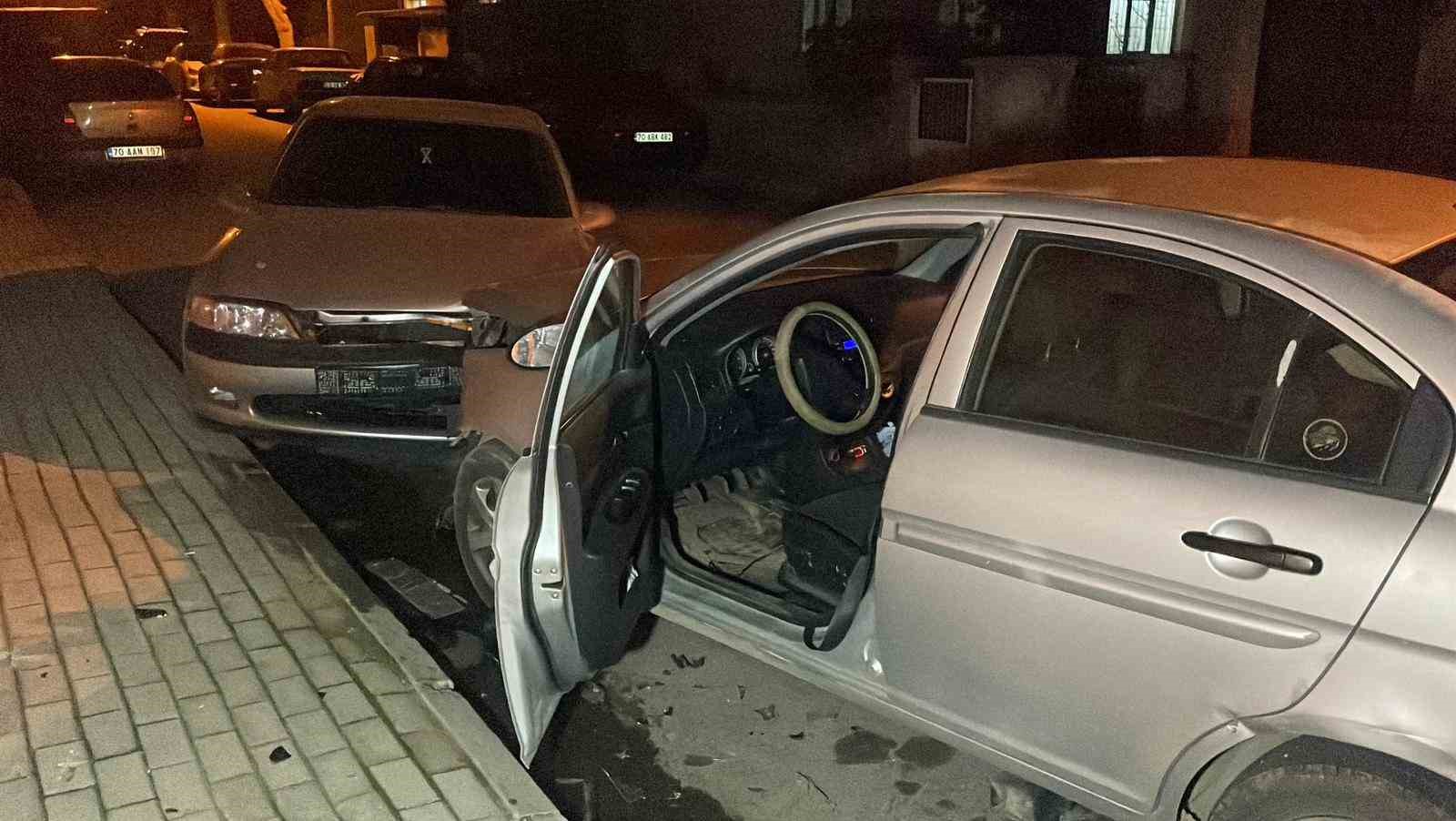 karamanda otomobiller carpisti 5 yarali 1 UKB4kFPz