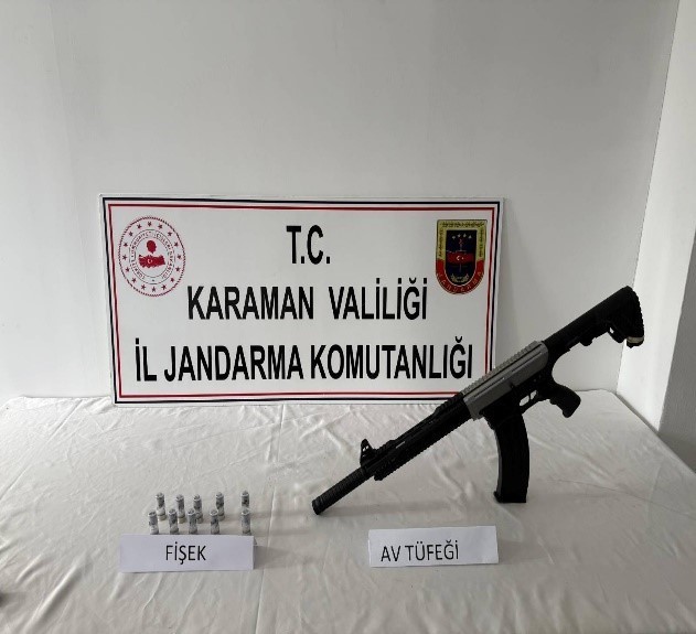 karamanda pecete ve sigaraya emdirilmis uyusturucu ele gecirildi 12 tutuklama 1 f1mkQJzd