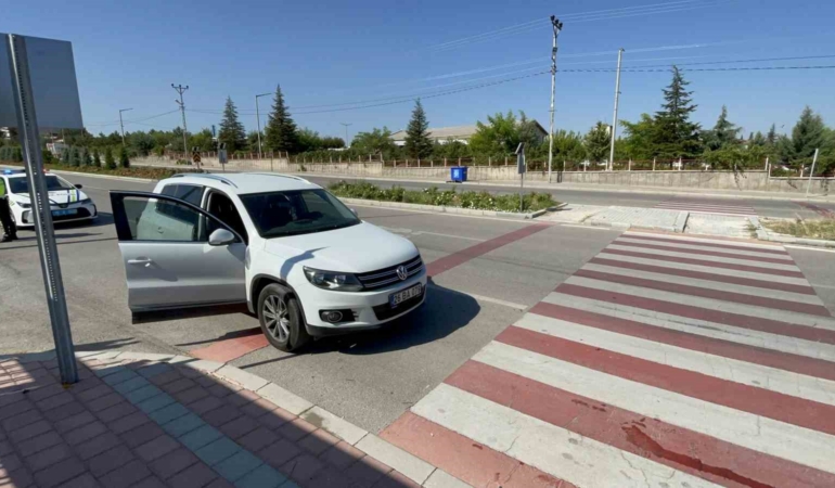karamanda-suv-aracin-carptigi-kiz-cocugu-yaralandi-QP7mpfXZ.jpg