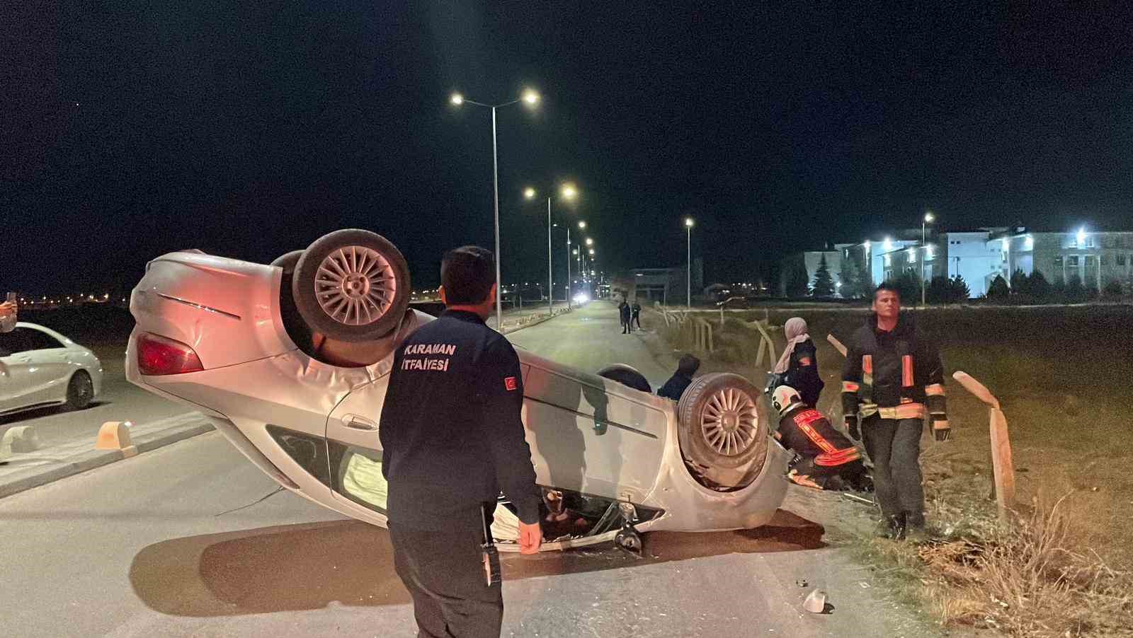 karamanda takla atan otomobil ters dondu 2 yarali 1 zY82whqL