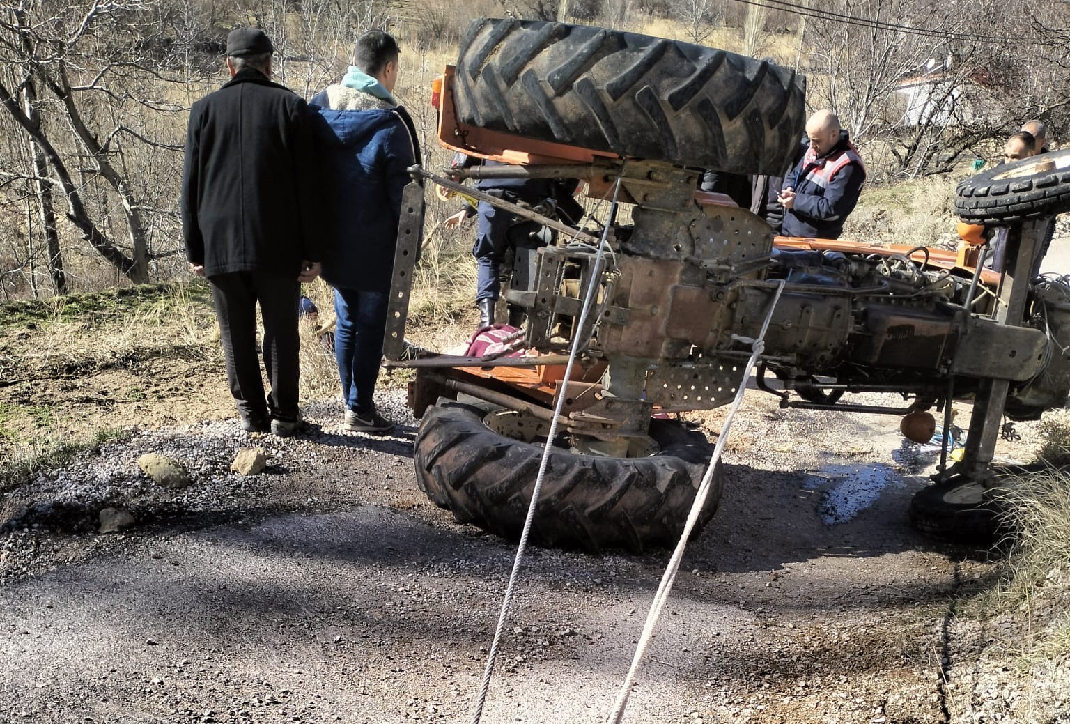 karamanda traktor kazasi 1 olu 1 yarali 0 1whVJjG7