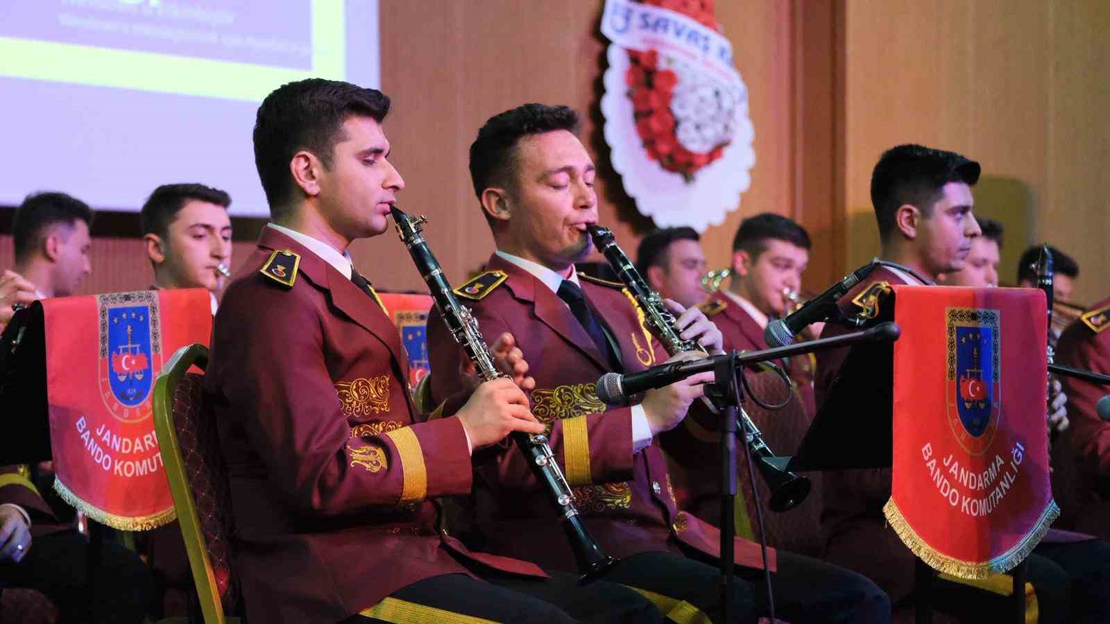 karamanda turk dil bayrami ve yunus emreyi anma etkinlikleri 1 8ueHI681