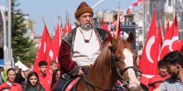 karamanda-turk-dili-yuruyusu-duzenlendi-ewpSndjH.jpg