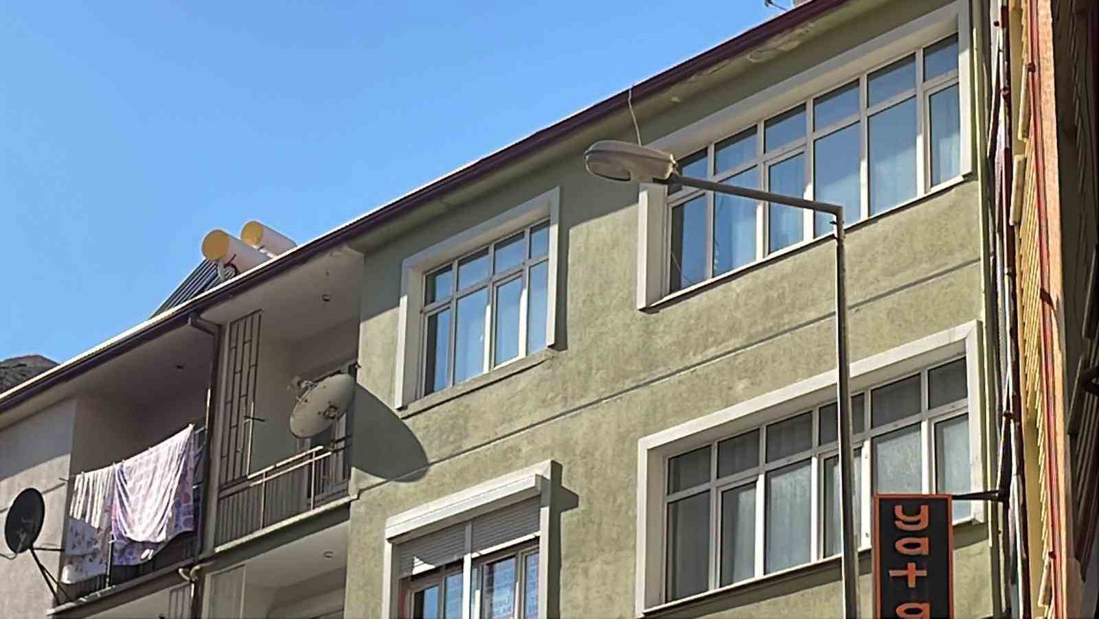 karamanda yakinlarinin haber alamadigi sahis evinde olu bulundu 1 V7E44DzA