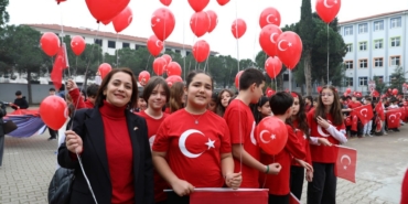 karasuda-sokaklar-kirmizi-beyaza-burundu-kakfzOA5.jpg