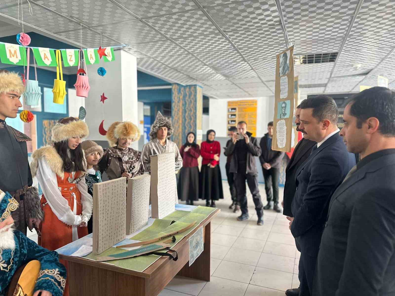 karayazi anadolu lisesinde acilan bilim sergisi yogun ilgi gordu 9 QG5dzpdm