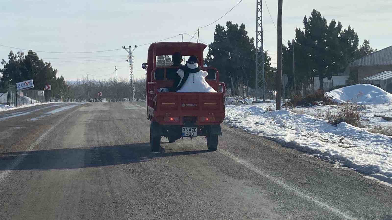 kardan adam motosiklet kasasinda yola cikti 1 3DZ5HIEH