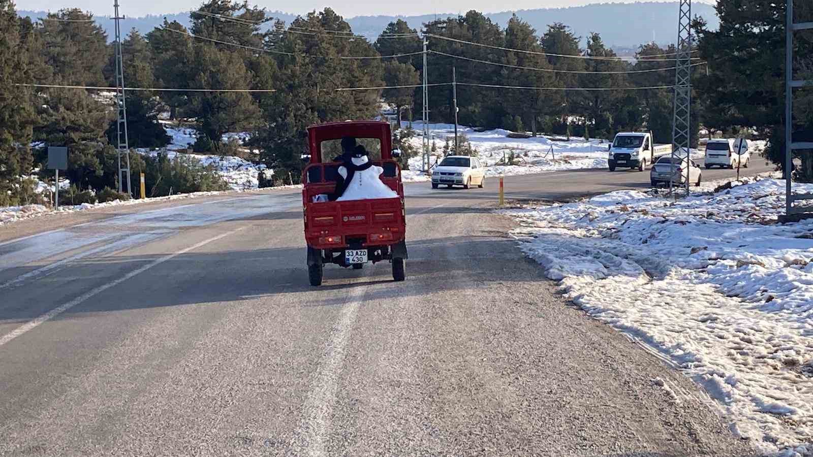 kardan adam motosiklet kasasinda yola cikti 2 FvIYs2fp