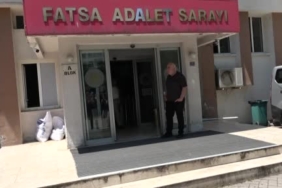 Beyoğlu’nda yankesicilik kamerada: Cep telefonu hırsızı tutuklandı 3 thumbnail