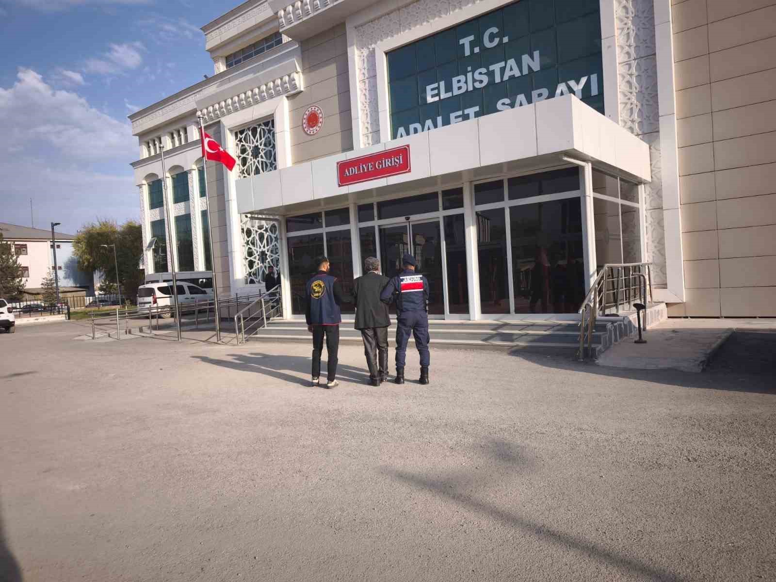 kardesini oldurup bir kisiyi yaralamisti 22 yil sonra yakalandi 2 kNMIRvdA