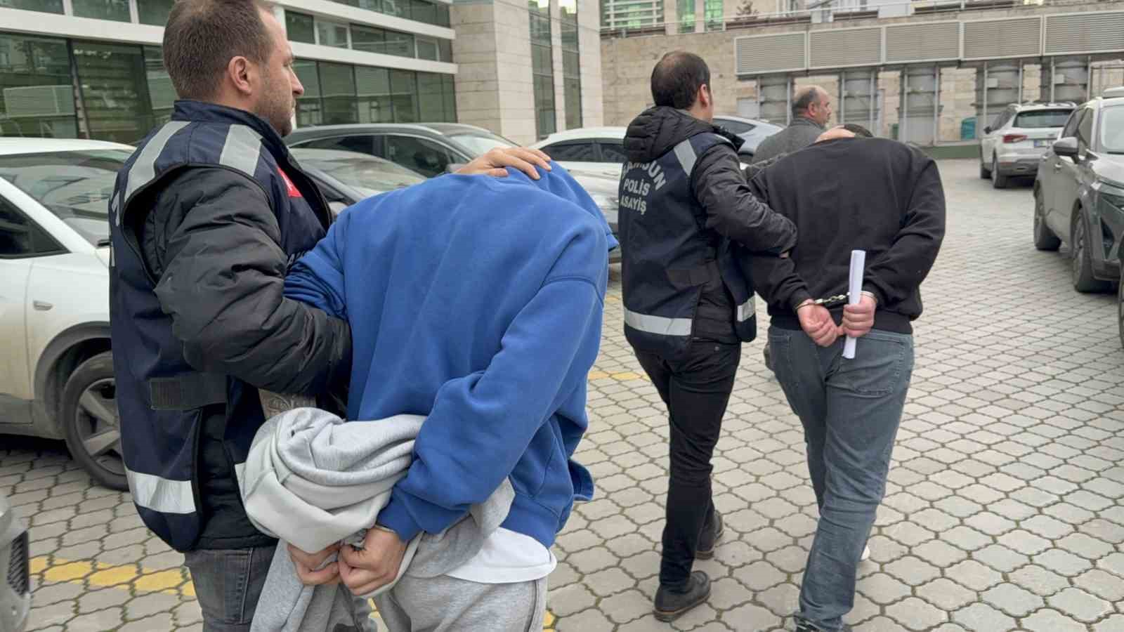 kardeslere maskeli saldiri cinayetinde 2 kisi tutuklandi 1 cNSRelby