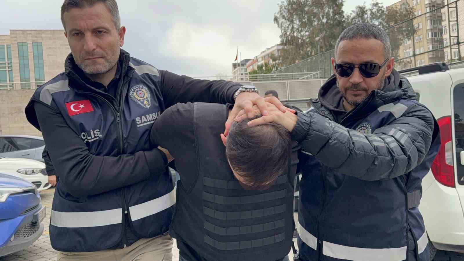 kardeslere maskeli saldiri cinayetinde 2 zanli adliyeye sevk edildi 2 ILd8W75J
