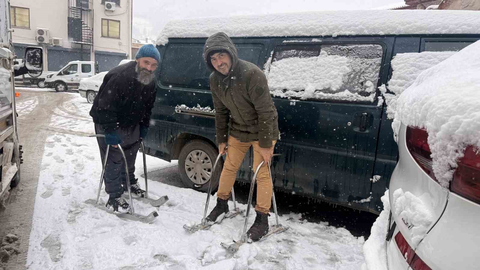 kardeslerin tokat usulu kayak macerasi 0 wfEm6lLT