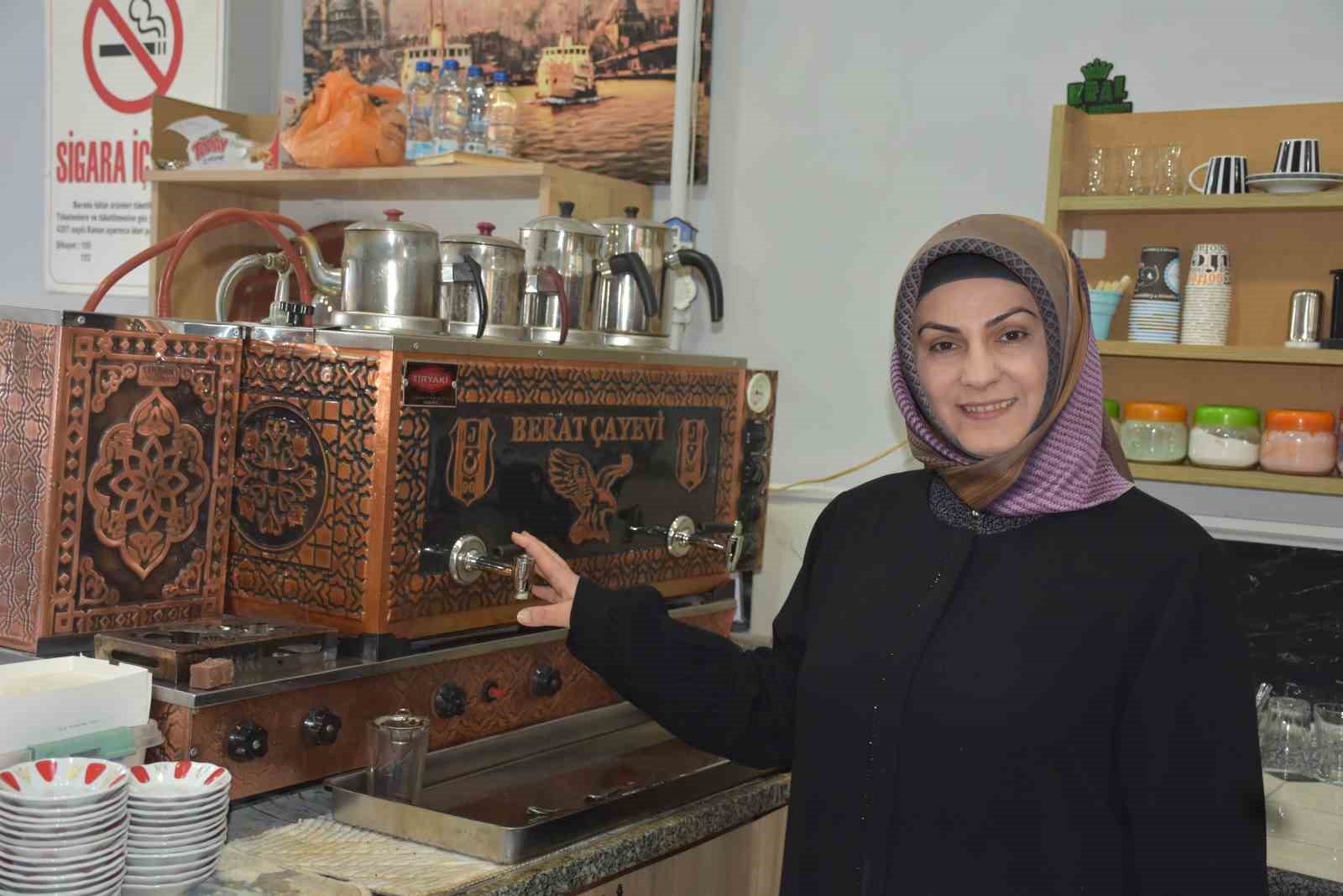 Karı kocanın çay ocağındaki omuz omuza mesaisi 15’inci yılında 6 kari kocanin cay ocagindaki omuz omuza mesaisi 15inci yilinda 2 hRvyyXll