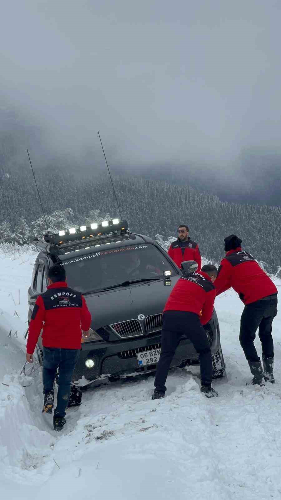 karin tadini lastikle kayarak cikardilar 6 D3HtPcAp