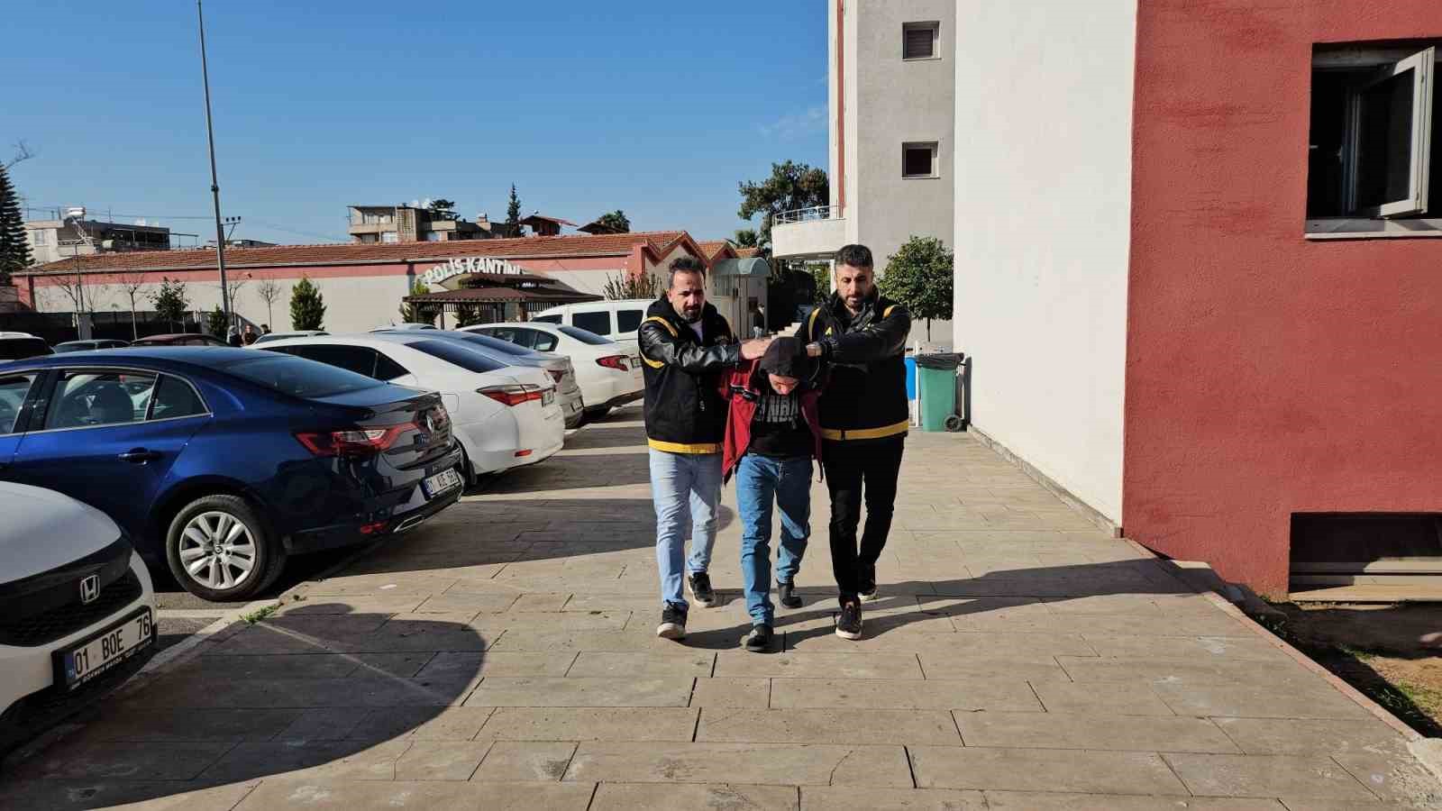 karisini gogsunden bicaklayarak olduren zanli keske boyle olmasaydi 1 aw4Odpkm