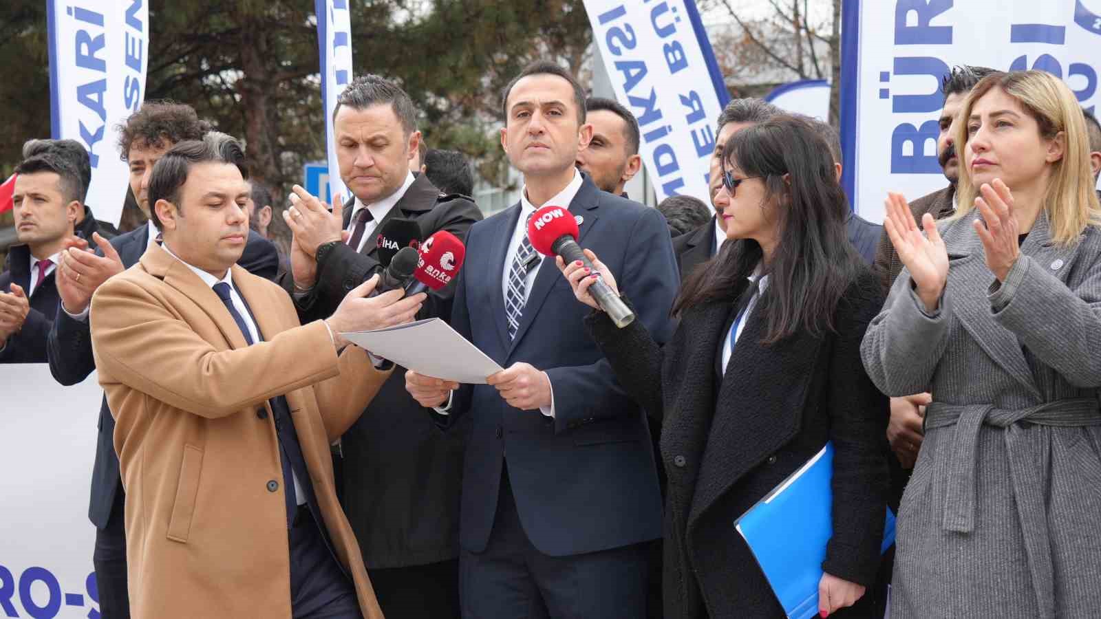 kariyer buro sendikasi baskani akgul 666 sayili khk bu ekonomik kosullarda kariyer mesleklerin en 4Adeyqfn