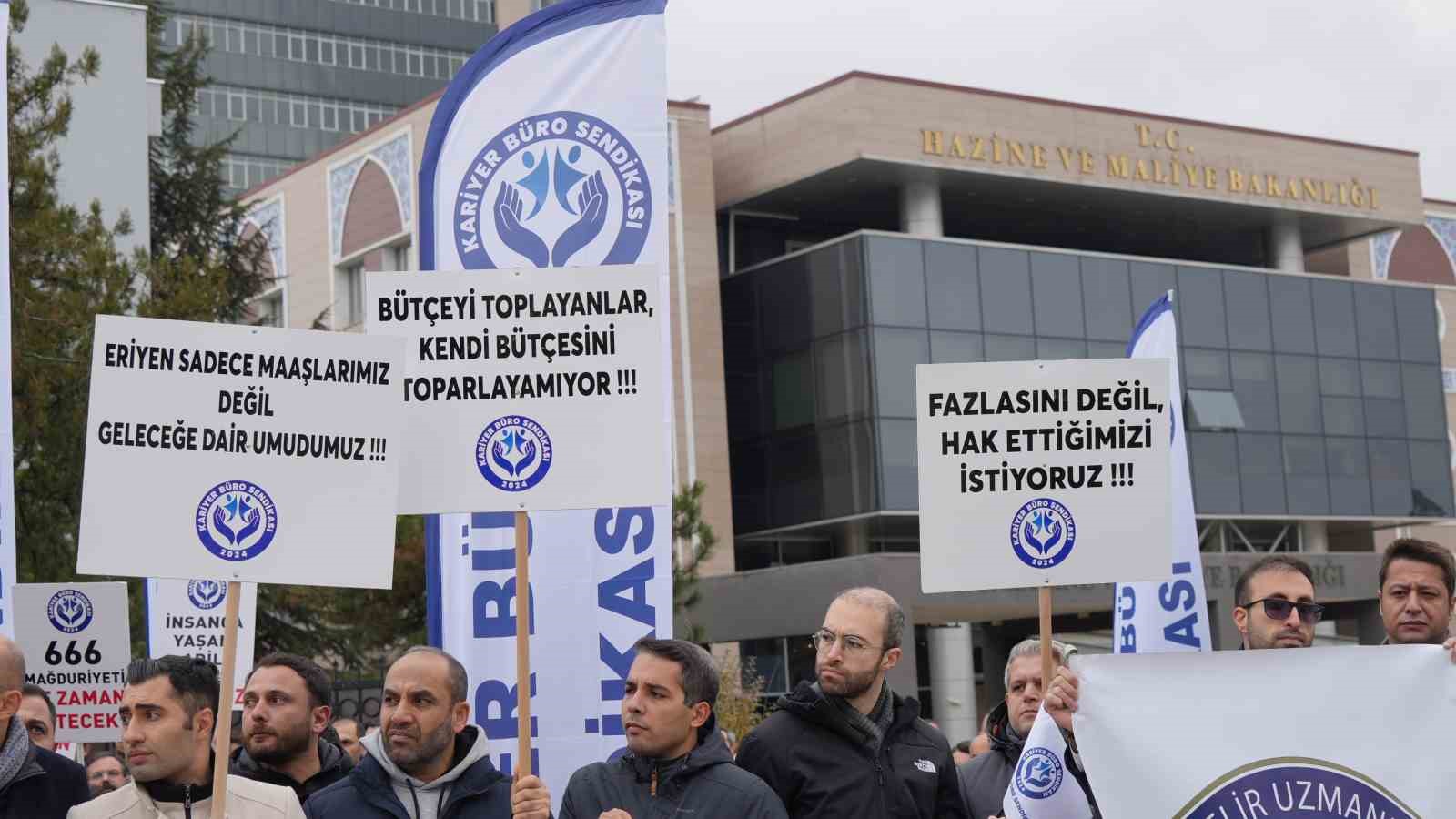 kariyer buro sendikasi baskani akgul 666 sayili khk bu ekonomik kosullarda kariyer mesleklerin en T6Dmzt4n