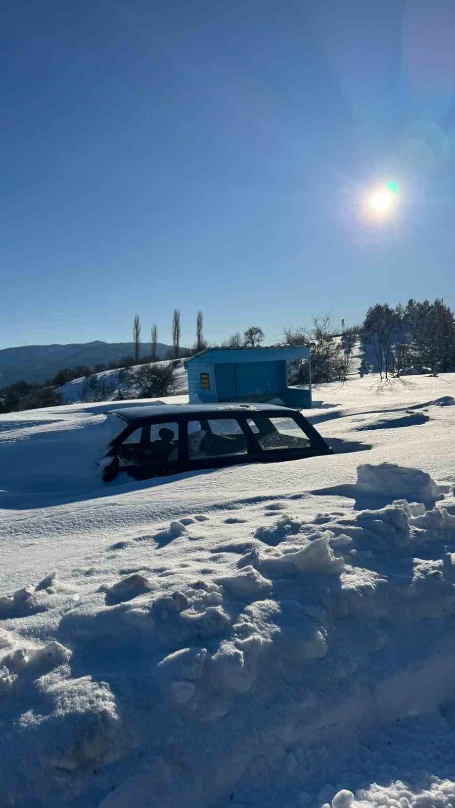 karla kapanan 278 koy yolundan 260i acildi 3 itMw3YCi
