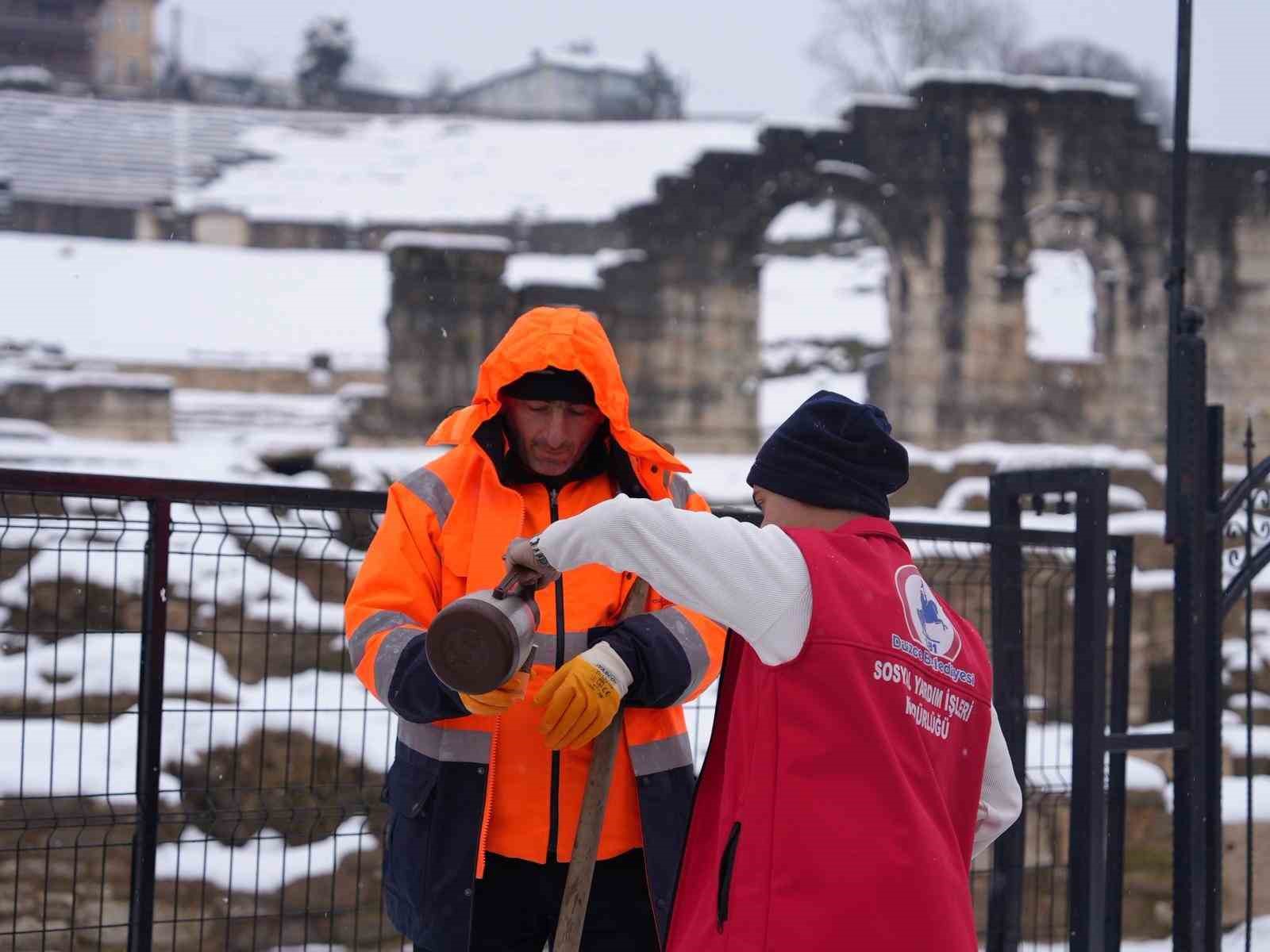 karla mucadele ekiplerine sicak ikram 1 rFaRfzGQ