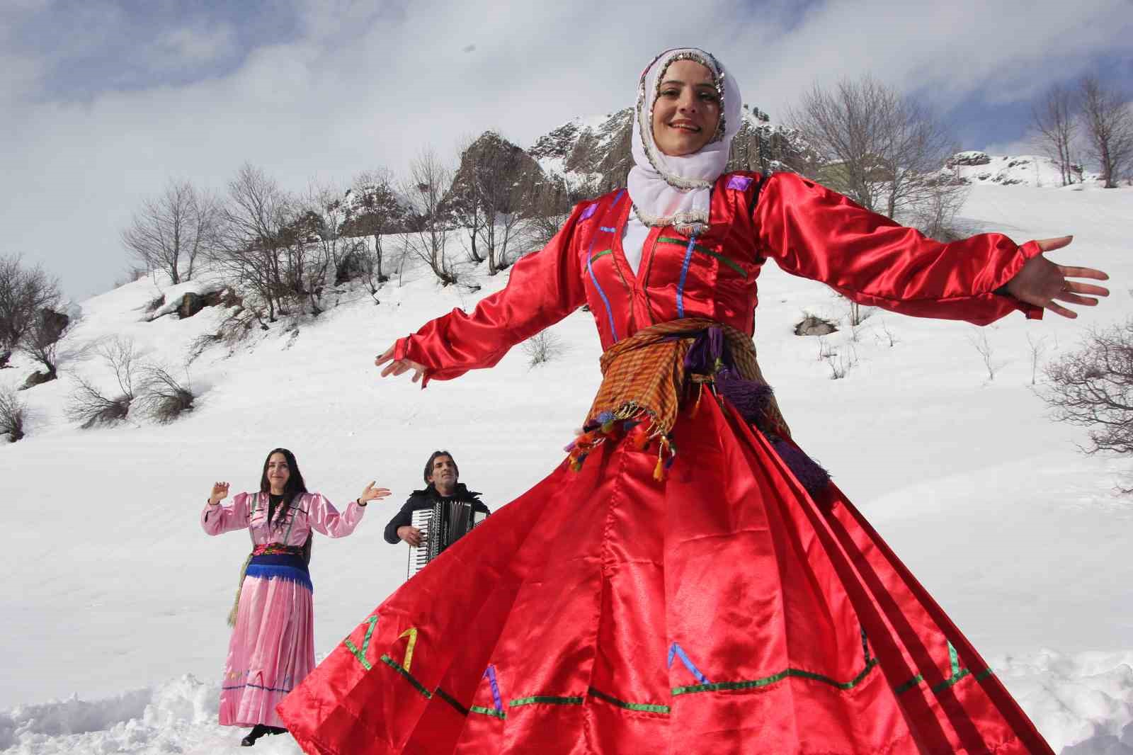 karlar altindaki dogal yasam maden koyunde sanatla bulustu 11 U8kazTr7