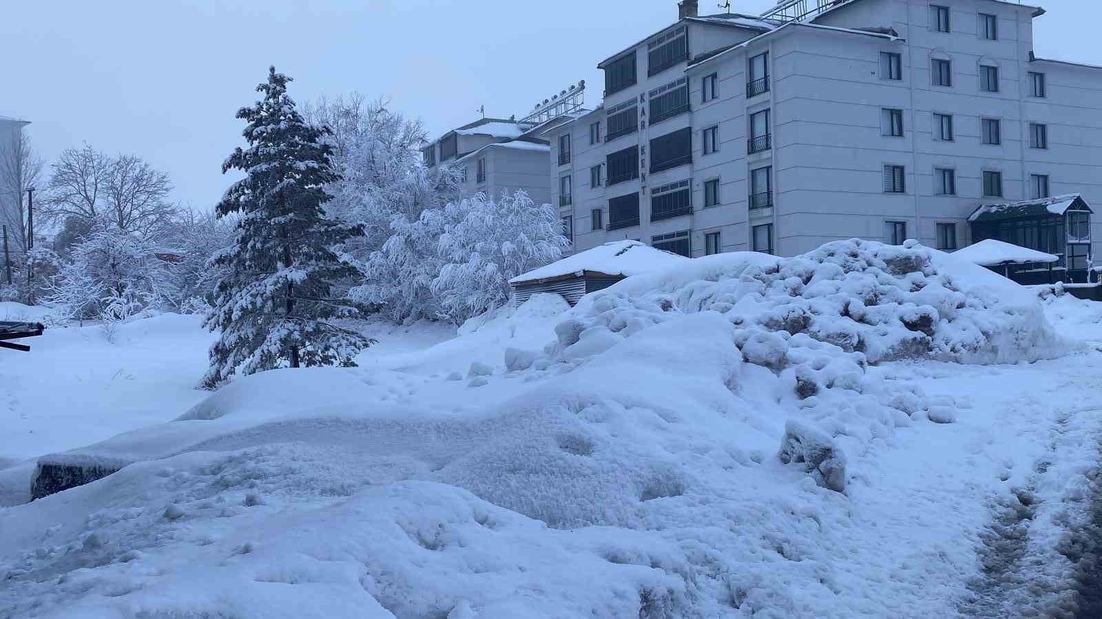 karliovada kar yagisi etkisini surduruyor 2