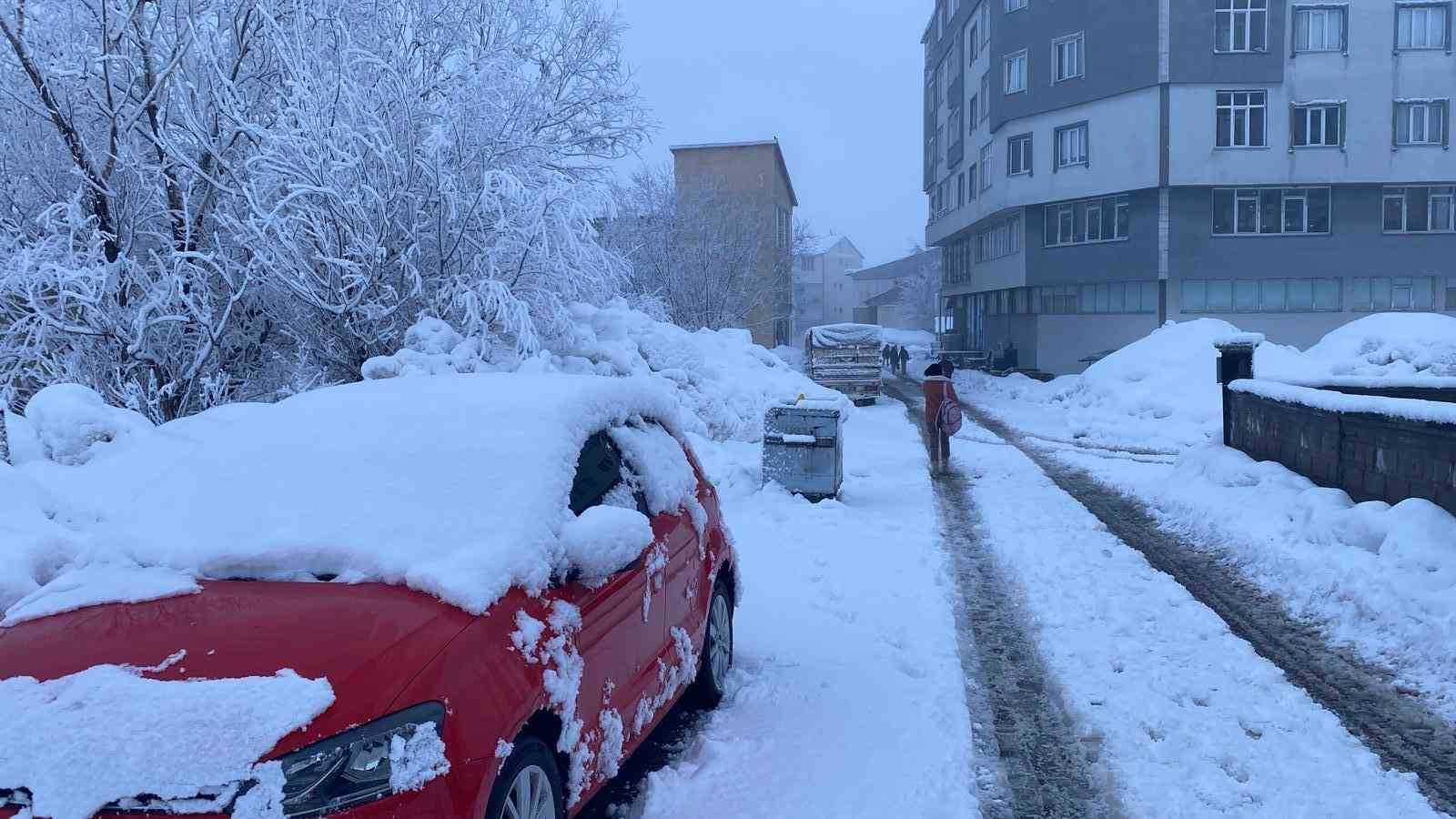 karliovada kar yagisi etkisini surduruyor 3 Pi4MTbPV