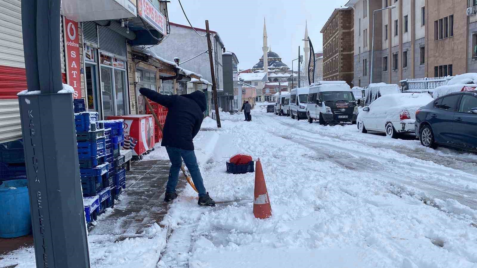 karliovada kar yagisi etkisini surduruyor 4 9sFyaPSy