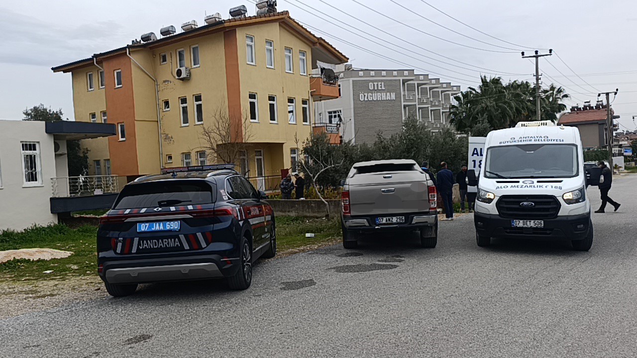 karnindan vurulmus halde bulunan adamin cinayete kurban gittigi belirlendi 3 zZC2rMat
