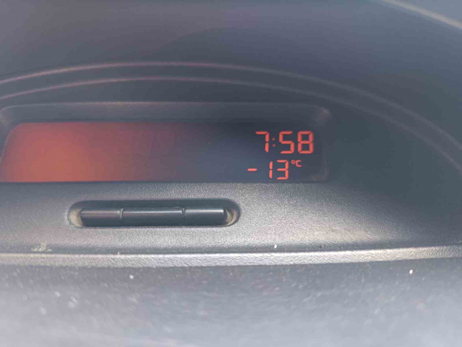 kars buz kesti dondurucu soguklar hayati olumsuz etkiliyor 0 arAyrai4