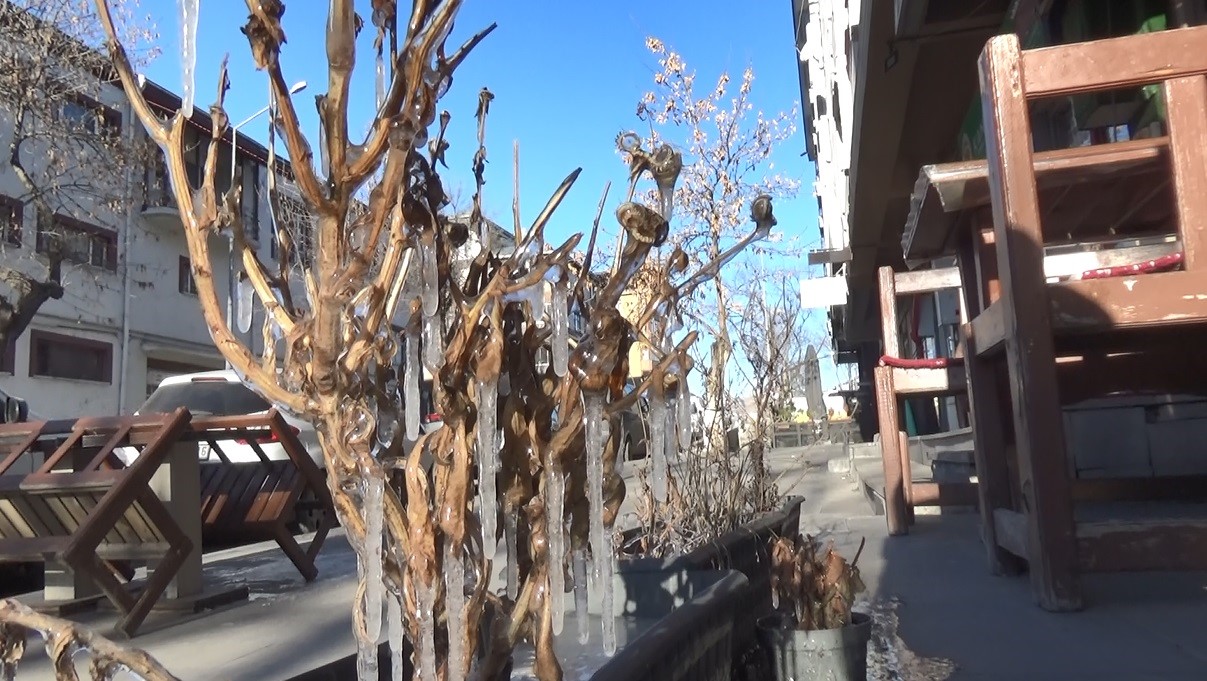 kars buz tuttu termometreler eksi 28i gosterdi 2 XkjZEQah