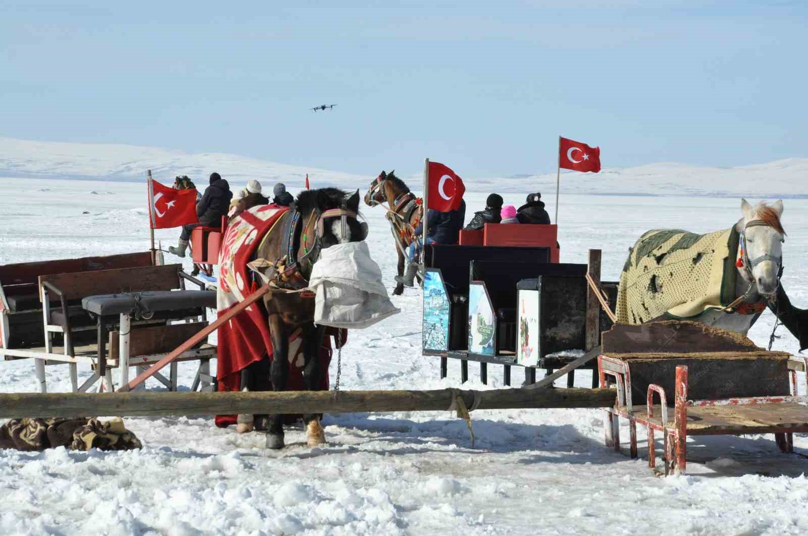 kars cildir golunde dortnala atli kizak safarileri nefes kesiyor 2 tFQZZC3m