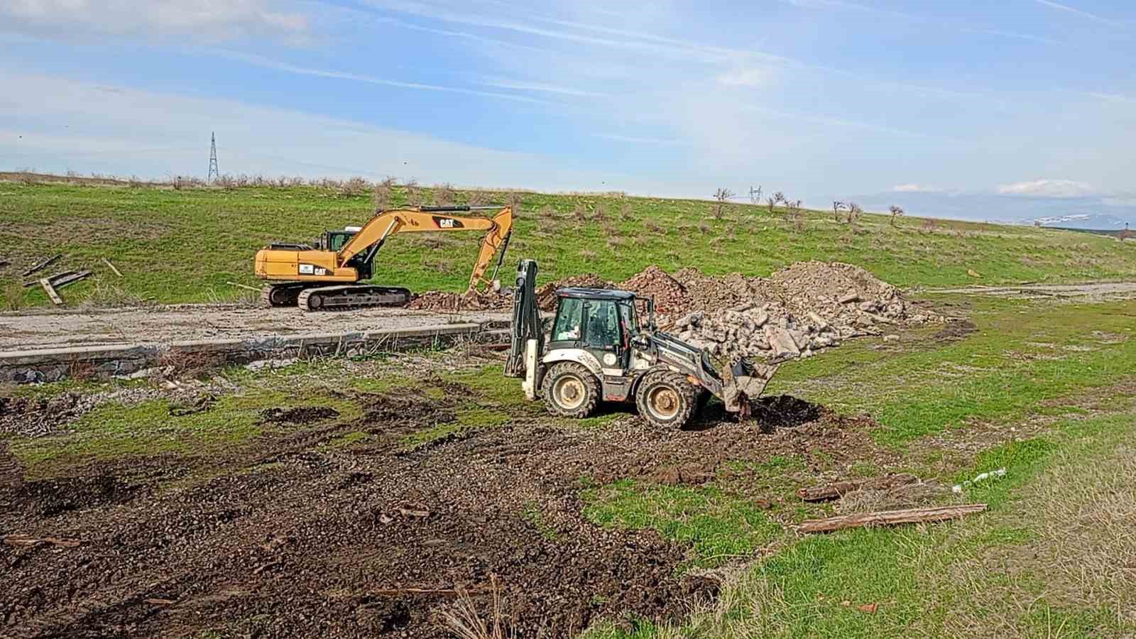 kars gumru demiryolu hattinda calismalar basladi 5
