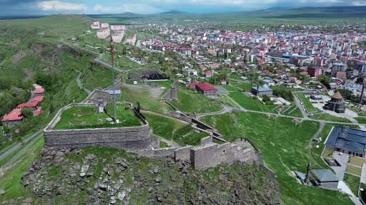 kars-kalesi-unesco-dunya-miras-listesine-alinmayi-bekliyor-hVQtu4DY.jpg