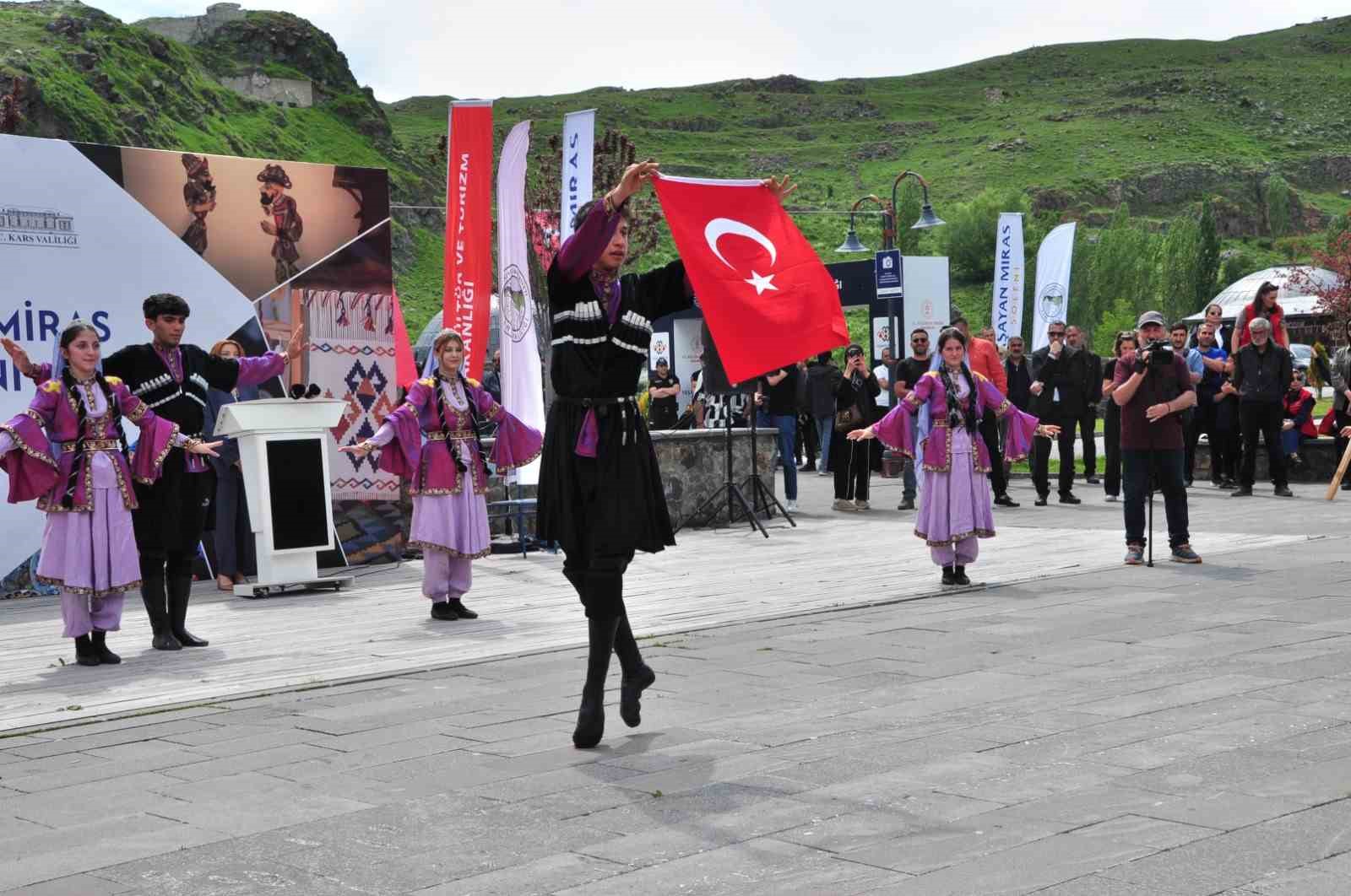 kars yasayan miras soleni renkli goruntulerle basladi 1 yK35IU8T