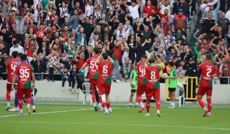 karsiyaka-5-maclik-izmir-seruveninde-kaybetmedi-ga55QPG1.jpg