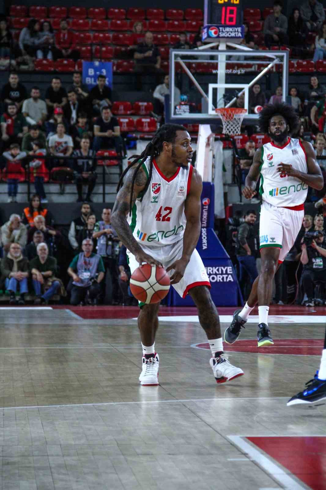 karsiyaka basketbol 7 mac sonra kazandi 1 63wI38i7