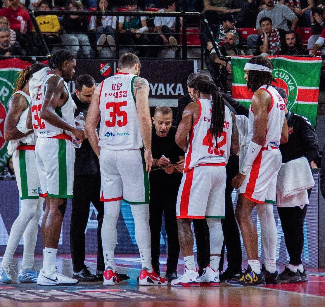 karsiyaka basketbol haftayi son sirada tamamladi 0 azMUcAYO