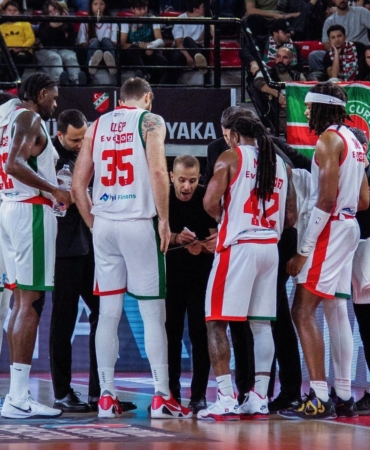 karsiyaka-basketbol-haftayi-son-sirada-tamamladi-hTBZXyIB.jpg