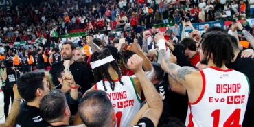 karsiyaka-basketbol-ligde-kalma-mucadelesini-surduruyor-e5ZnKkUA.jpg