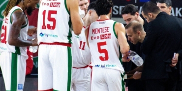 karsiyaka-basketbol-ucuncu-galibiyetini-aldi-icpUlIs7.jpg
