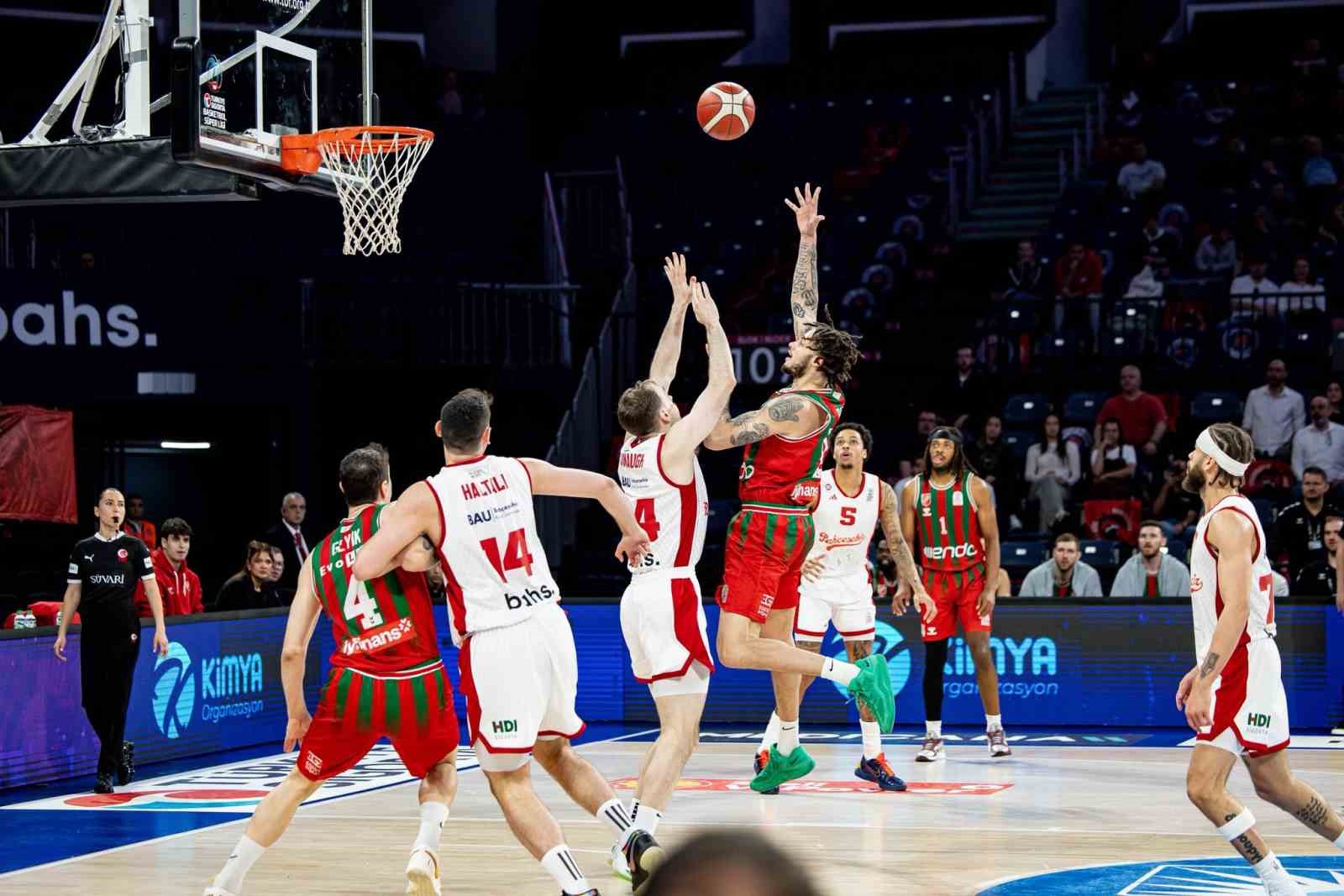 karsiyaka basketboldan 2 maclik galibiyet serisi 0