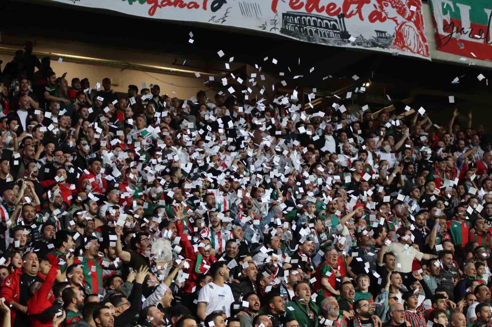 Karşıyaka, play-off’a veda etti 8 karsiyaka play offa veda etti 4 CAP9FLlA
