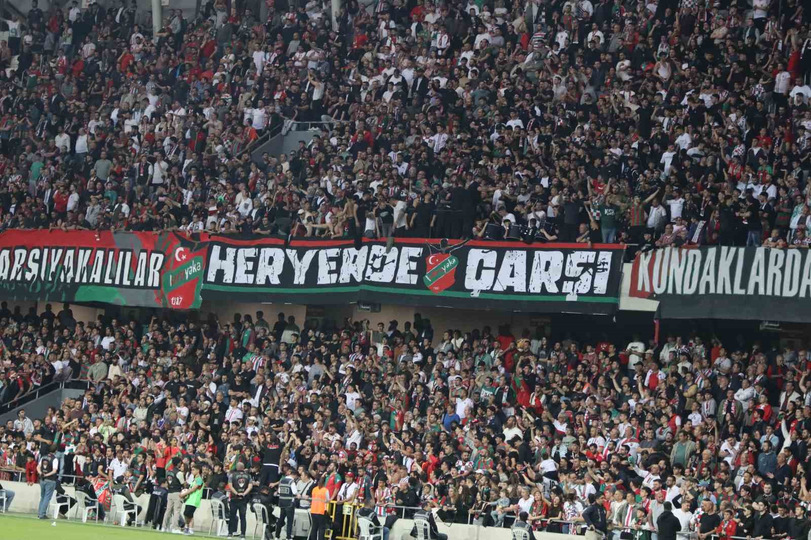 Karşıyaka, play-off’a veda etti 10 karsiyaka play offa veda etti 6 KZLgq6zn